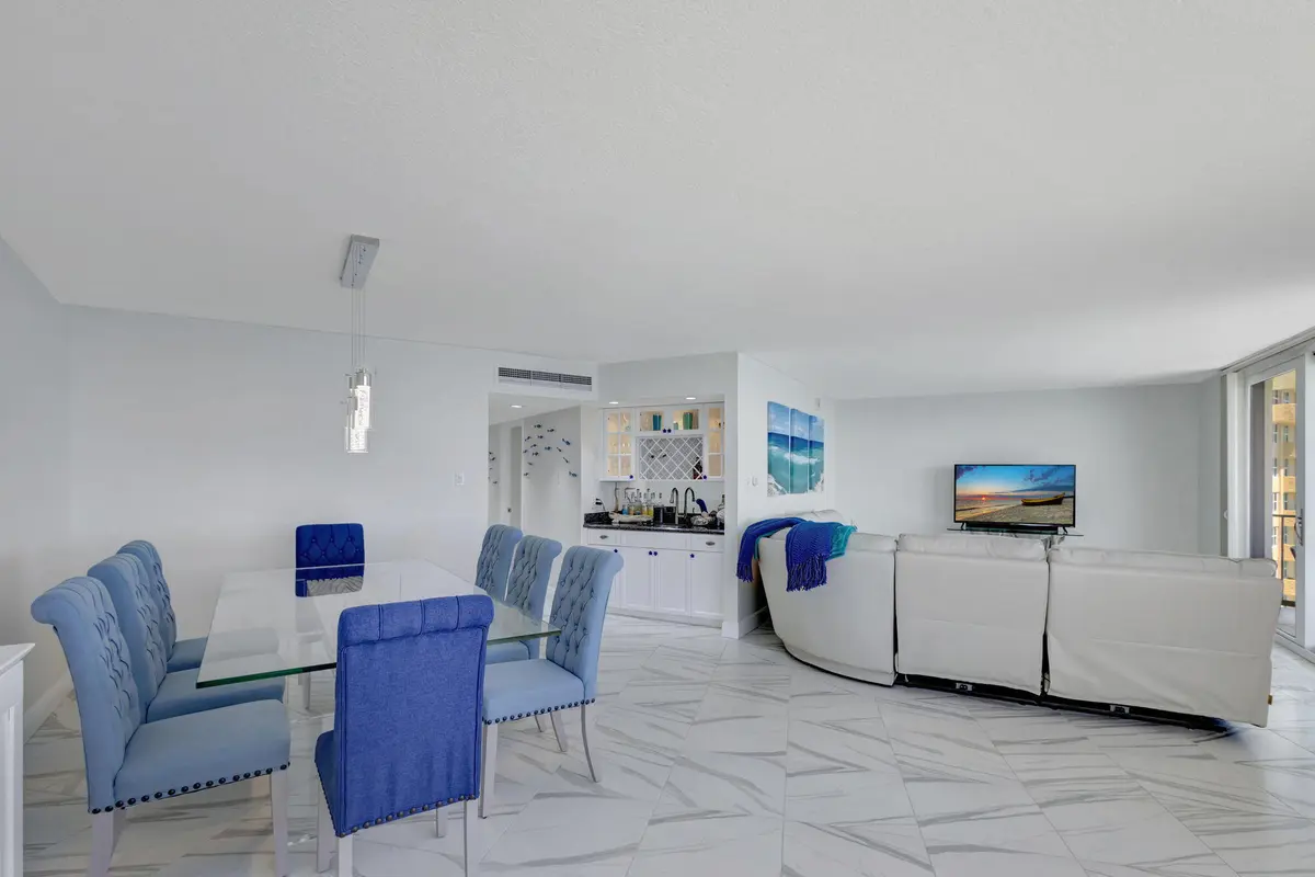 5420 N Ocean Drive 1401 at 5420 N Ocean Drive 1401, Singer Island