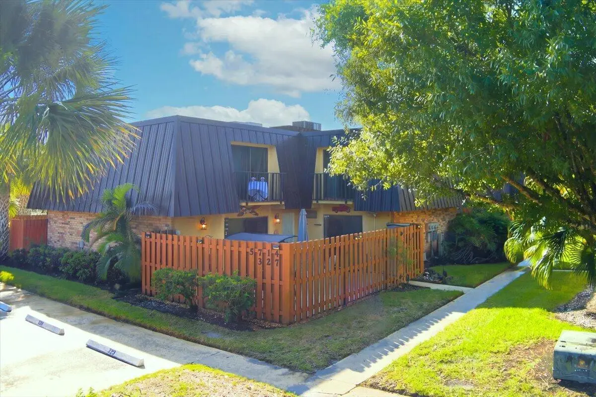 36-MAX_0001 at 5714 SE Windsong Lane 327, Stuart