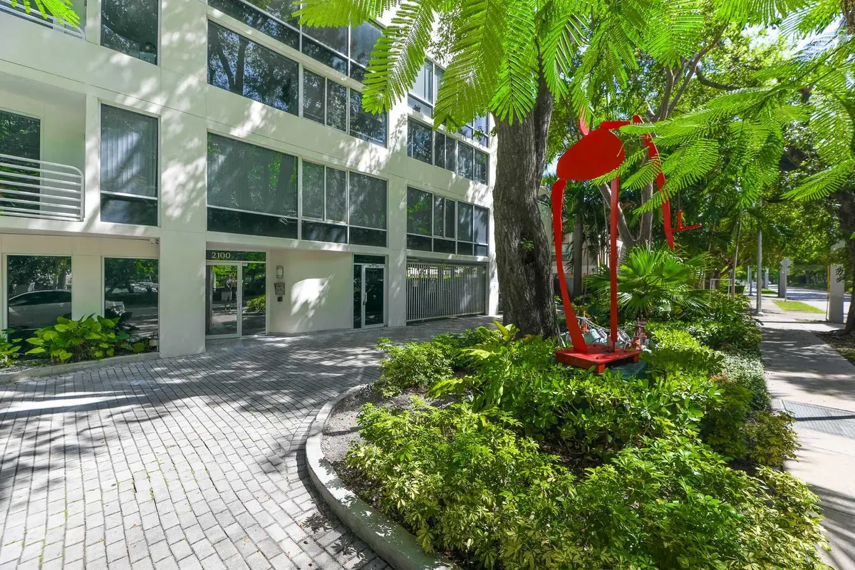 Photo-11 at 2100 BRICKELL Avenue 305, Miami