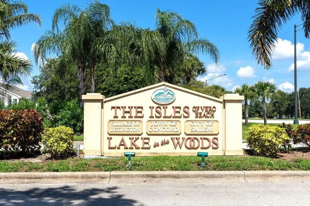 1867 4 B at 1867 AYNSLEY Way 2, Vero Beach