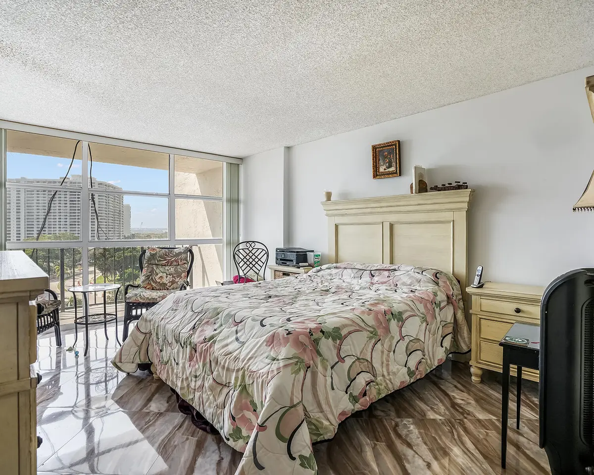 DSC04280 at 600 PARKVIEW Drive 703, Hallandale Beach