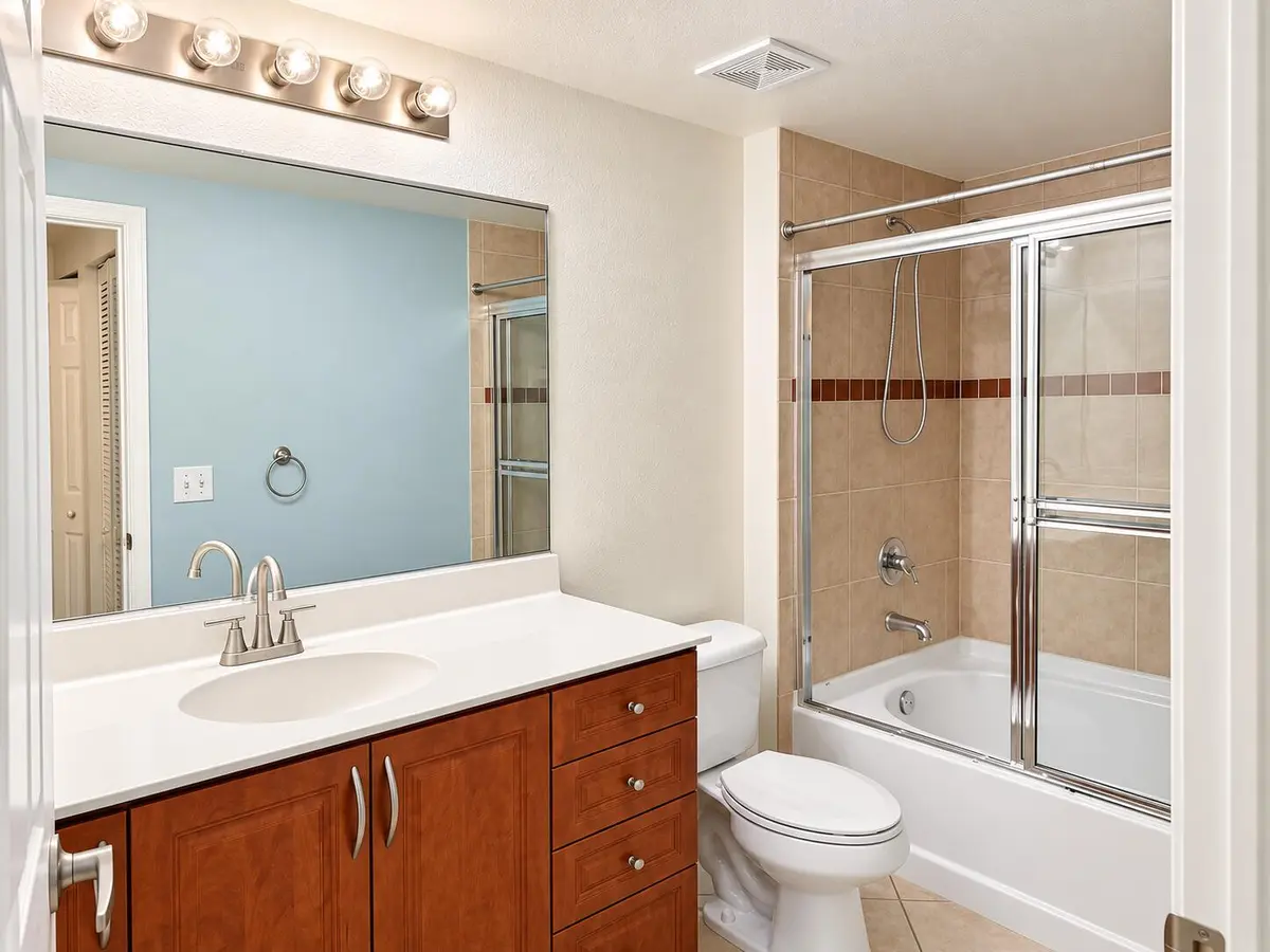 E9F4659E-D455-4863-A79A-2B08BB823456 at 6386 EMERALD DUNES Drive 106, West Palm Beach