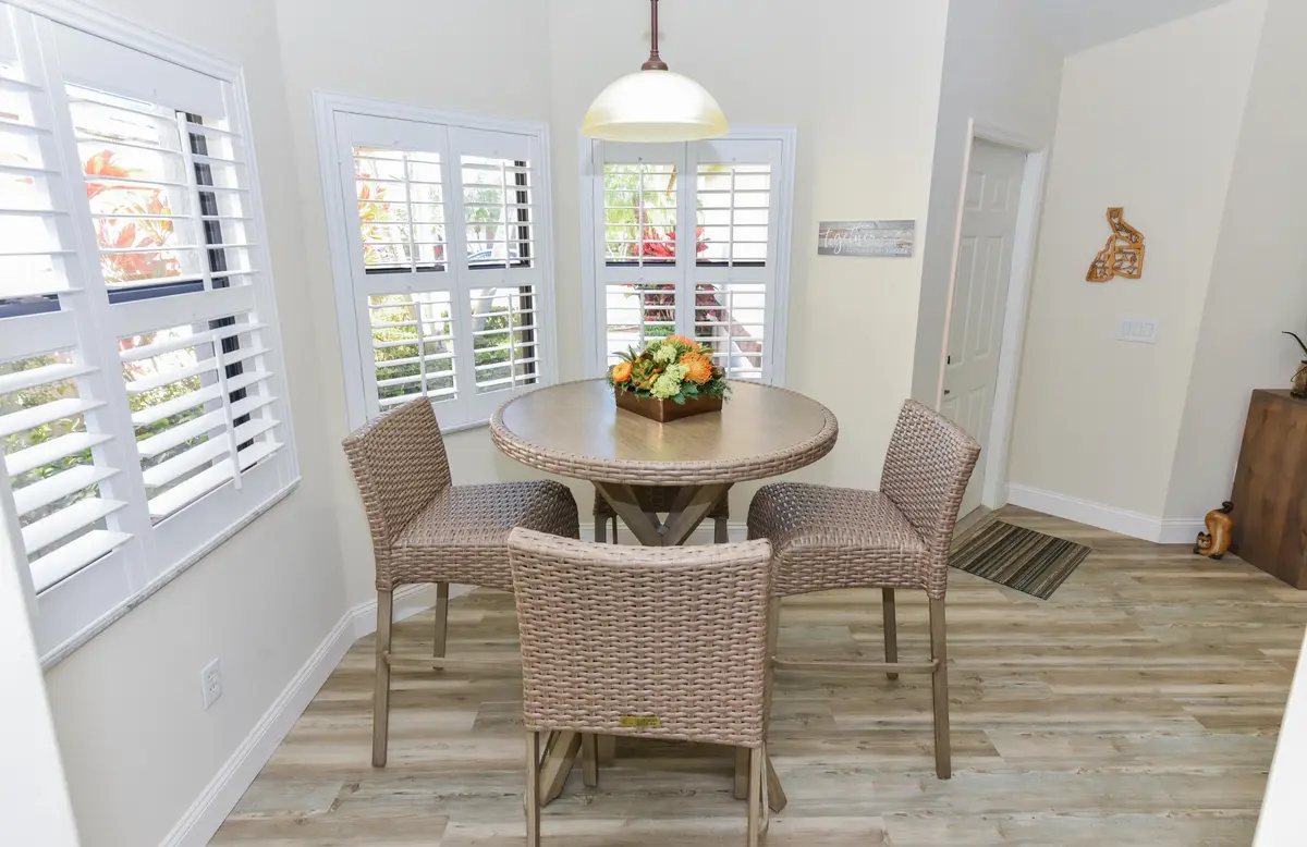 Breakfast area at 438 SW JEFFERSON Circle, Port St. Lucie
