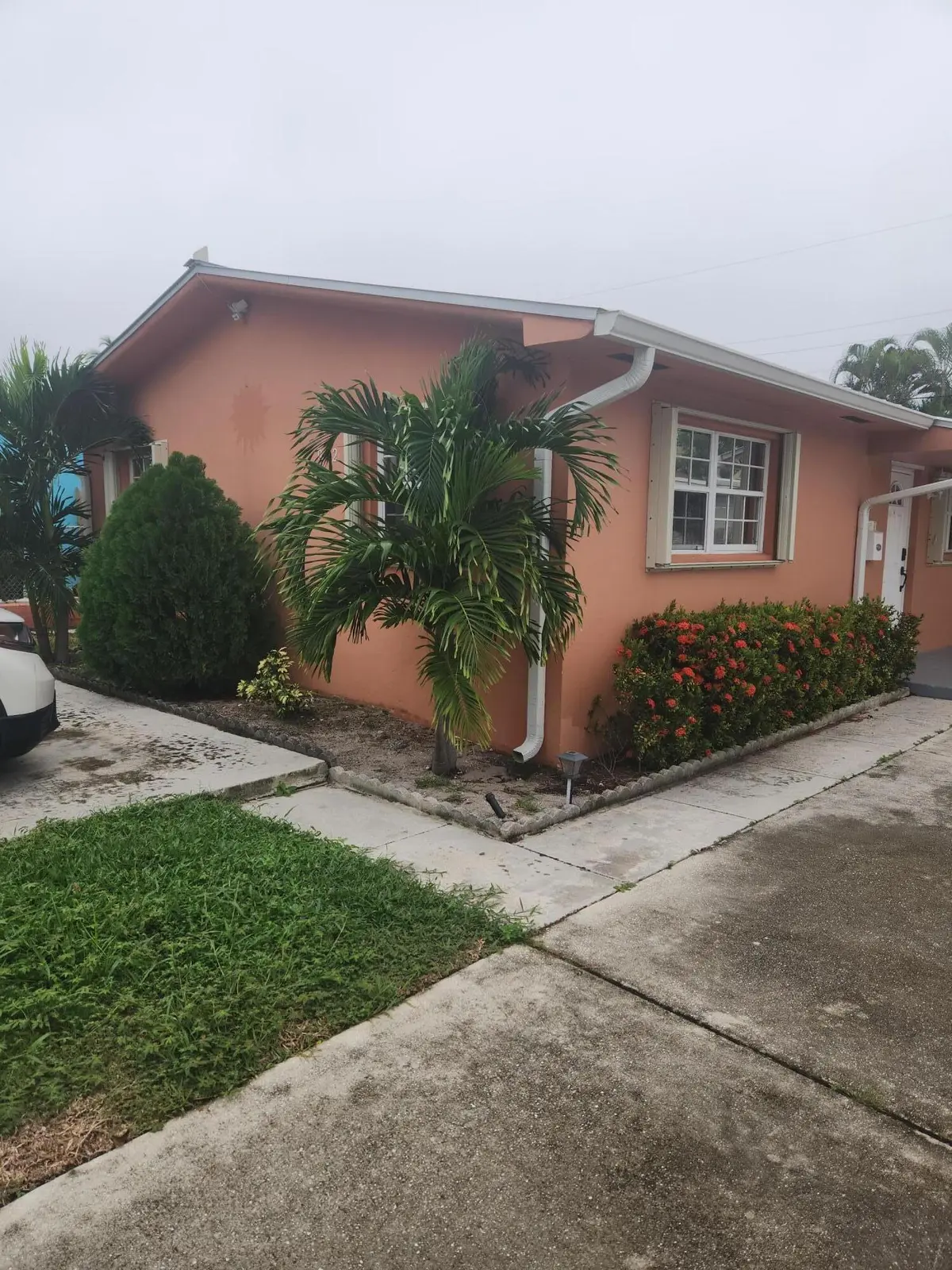 Front unit A at 932 Green Street A, West Palm Beach