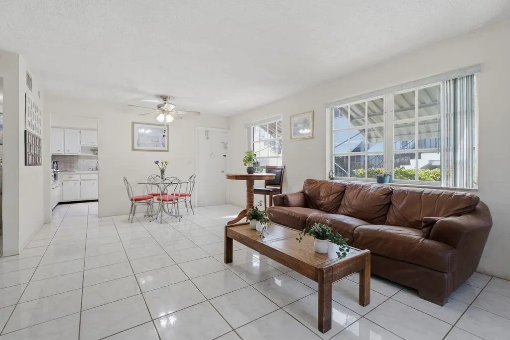 beatriz dining living area at 3720 Harrison Street 2, Hollywood