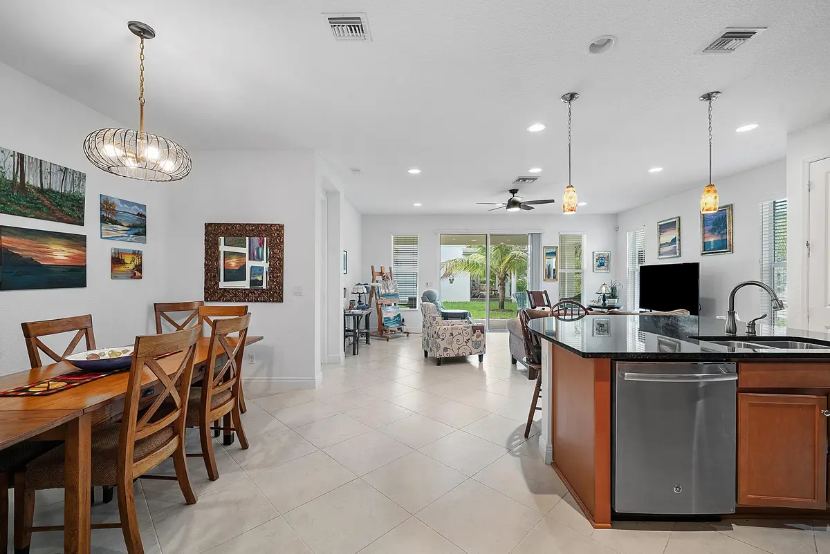 Kitchen at 19638 SPLIT RAIL Run, Loxahatchee
