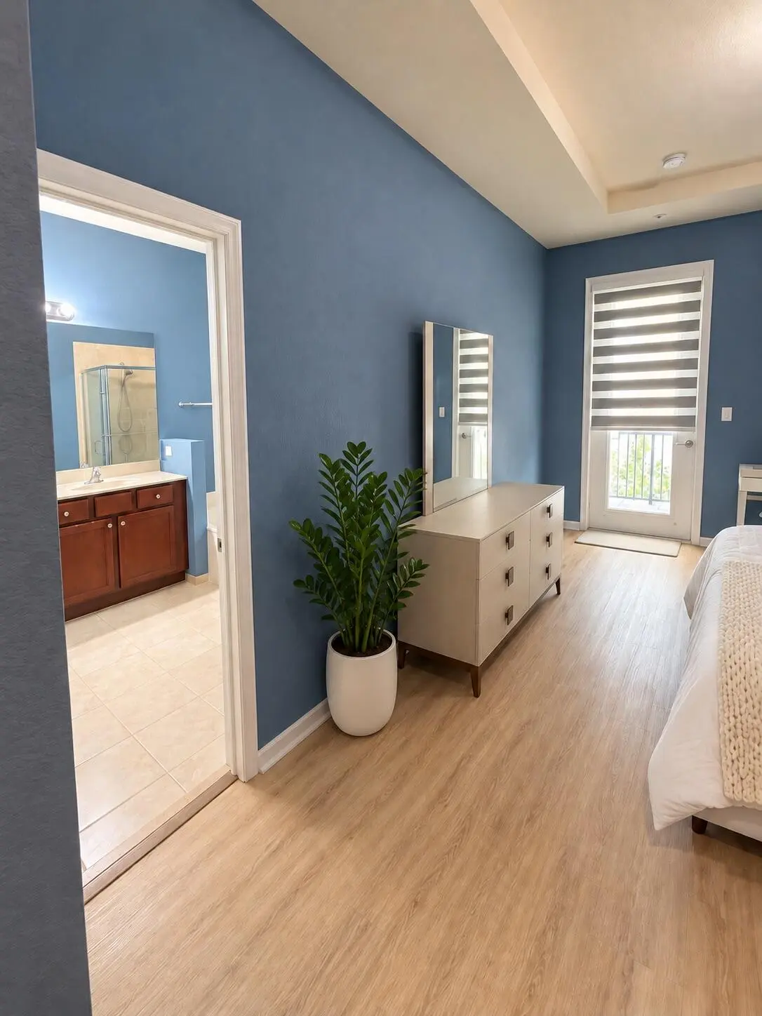 roomside 2 at 4618 Monarch Way, Coconut Creek