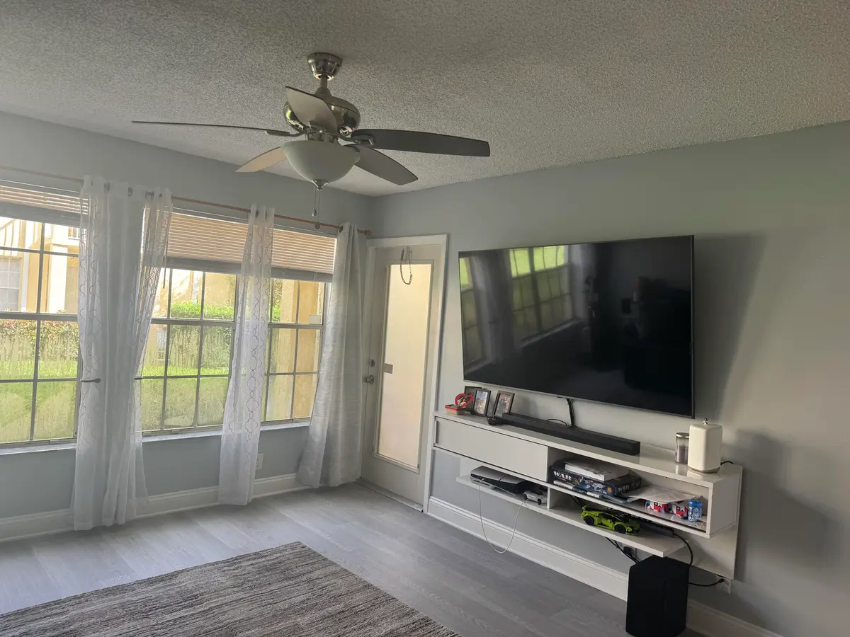 6331-17 at 6331 La Costa Drive B, Boca Raton