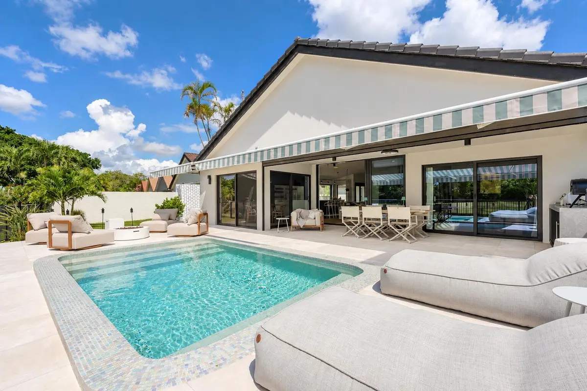 02_beyc6ac13d98153c4 at 11120 Clover Leaf Circle, Boca Raton