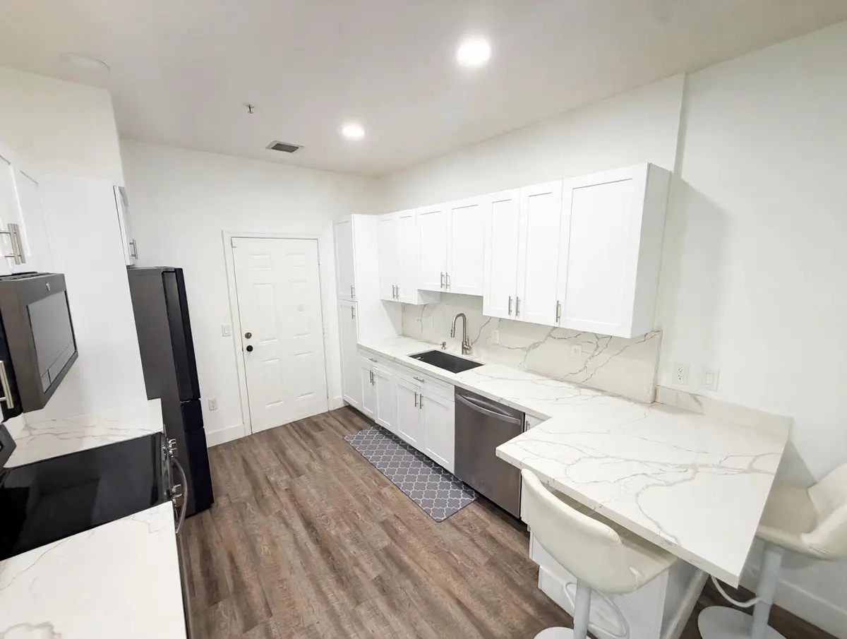 media-generation-kitchen-2-mls-0-0890617 at 3351 NW 126th Avenue, Sunrise