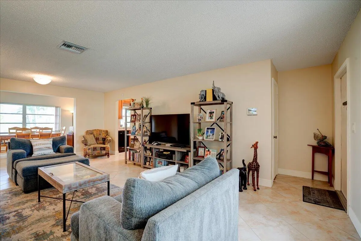 07-14315 Amapola Drive-3 at 14315 AMAPOLA Drive, Delray Beach