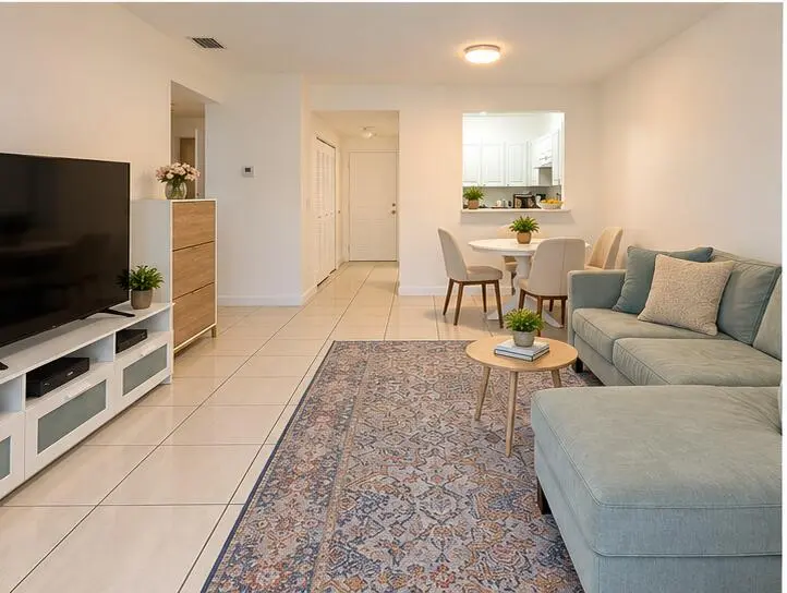 sala at 1300 NE 109TH Street 301, Miami