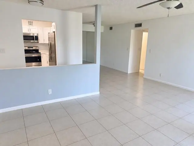 c168fb77-0754-4d59-8350-0ad328128d44 at 456 N LAUREL Drive 1507, Margate