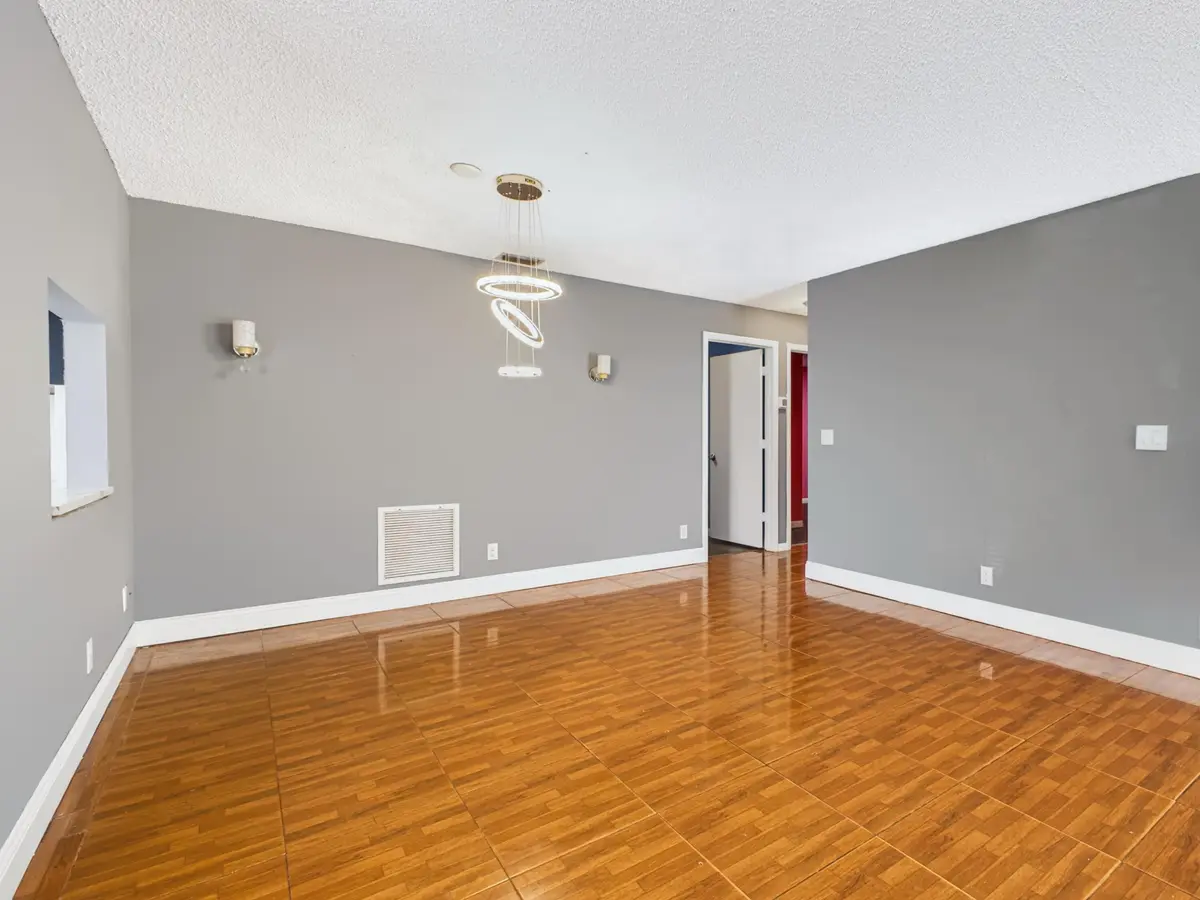 Dining at 10130 BOYNTON PLACE Circle, Boynton Beach