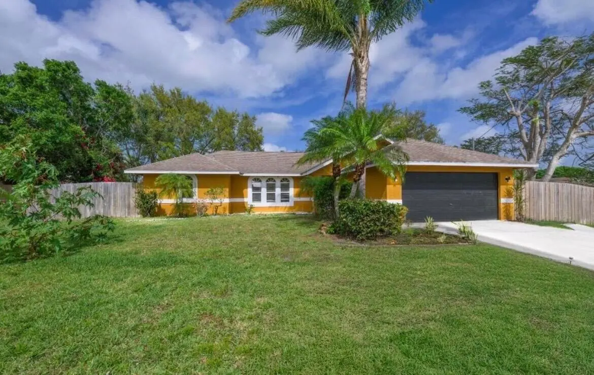 IMG_0046 at 353 NW FERRIS Drive, Port St. Lucie