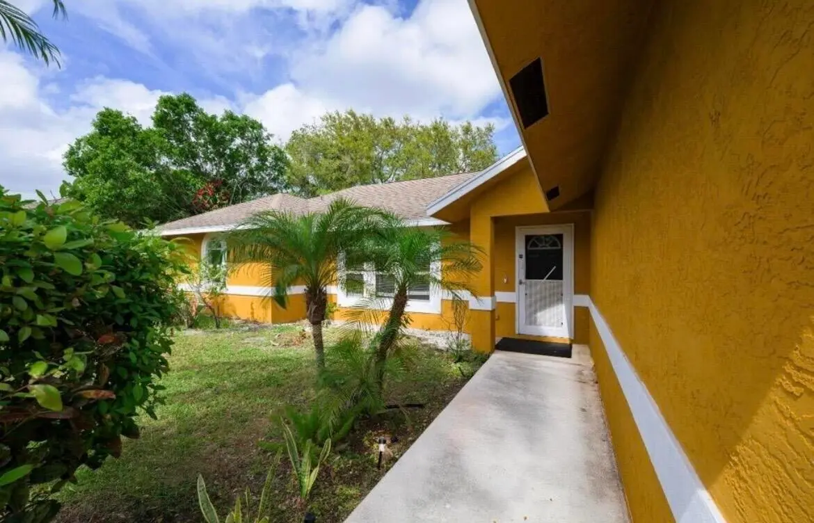IMG_0048 at 353 NW FERRIS Drive, Port St. Lucie