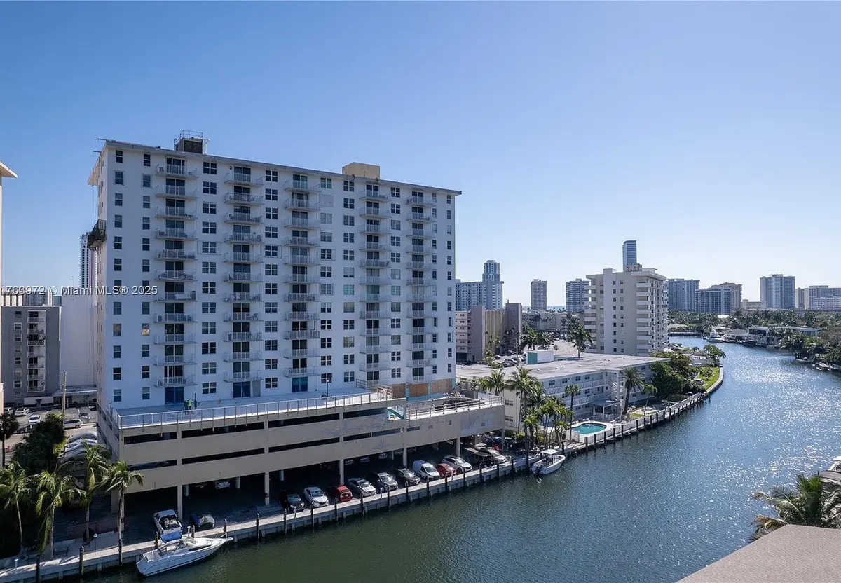 6fedfdacd14b69bbd1433bed59896707-cc_ft_1 at 427 GOLDEN ISLES 9G, Hallandale Beach