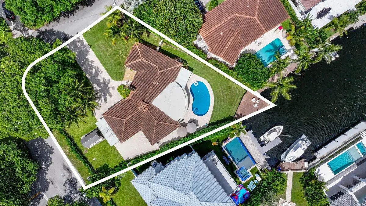 910 Banyan Drive - 3.jpg-SMALL at 910 Banyan Drive, Delray Beach