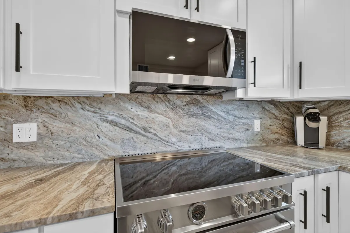 6-web-or-mls-5P1A8882 at 200 N El Mar Drive B202, Jensen Beach