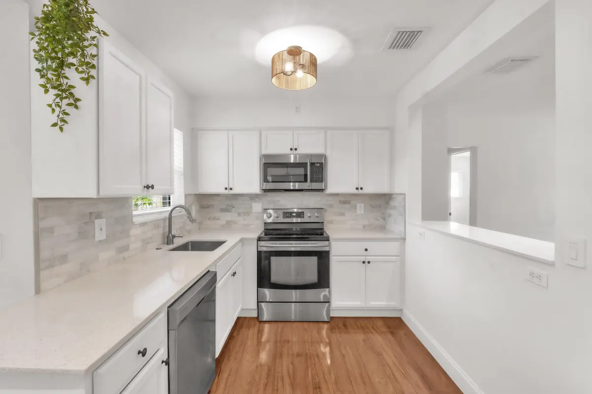 731 NE 49th St-25 at 731 NE 49TH Street, Oakland Park