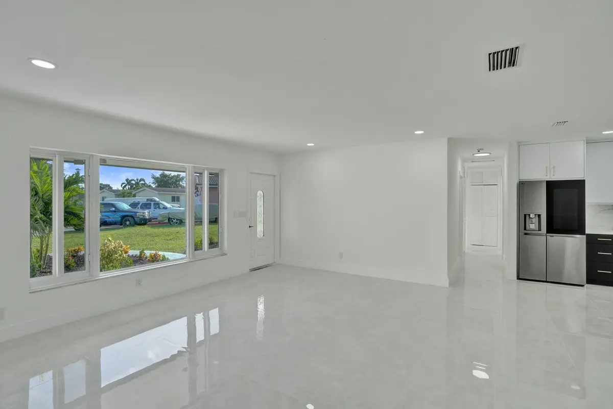 40-web-or-mls-DSC04252 at 8351 NW 19TH Street, Pembroke Pines