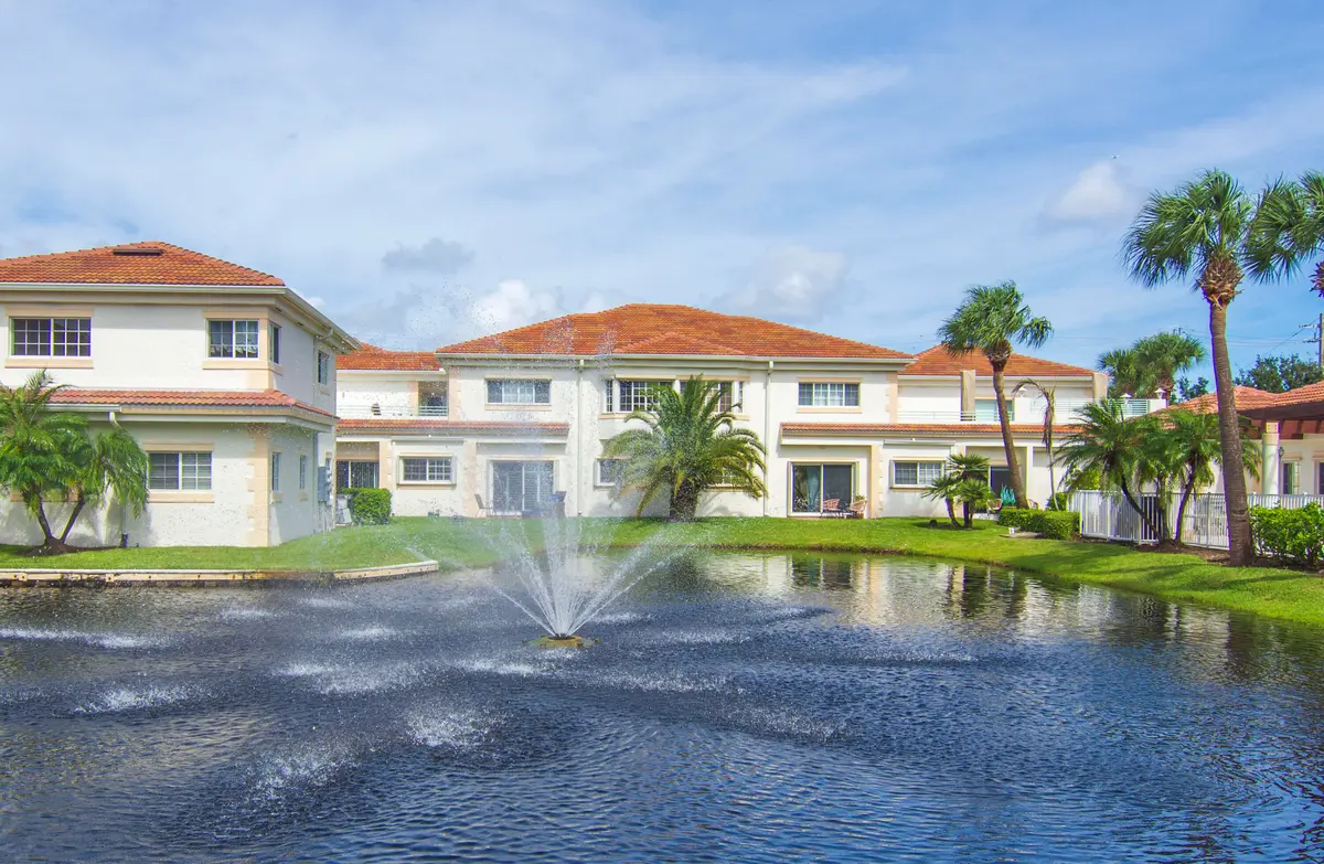 Image00011 at 520 7TH Square, Vero Beach
