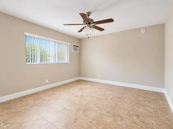 540 NE 44th 3 at 540 NE 44TH Street 14, Boca Raton
