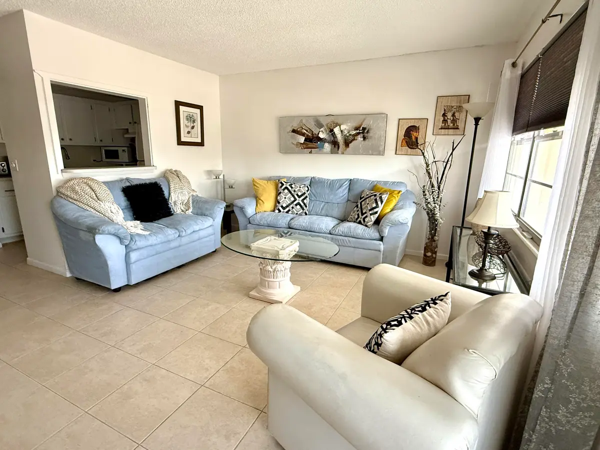 Living Room at 96 TILFORD Place, Deerfield Beach