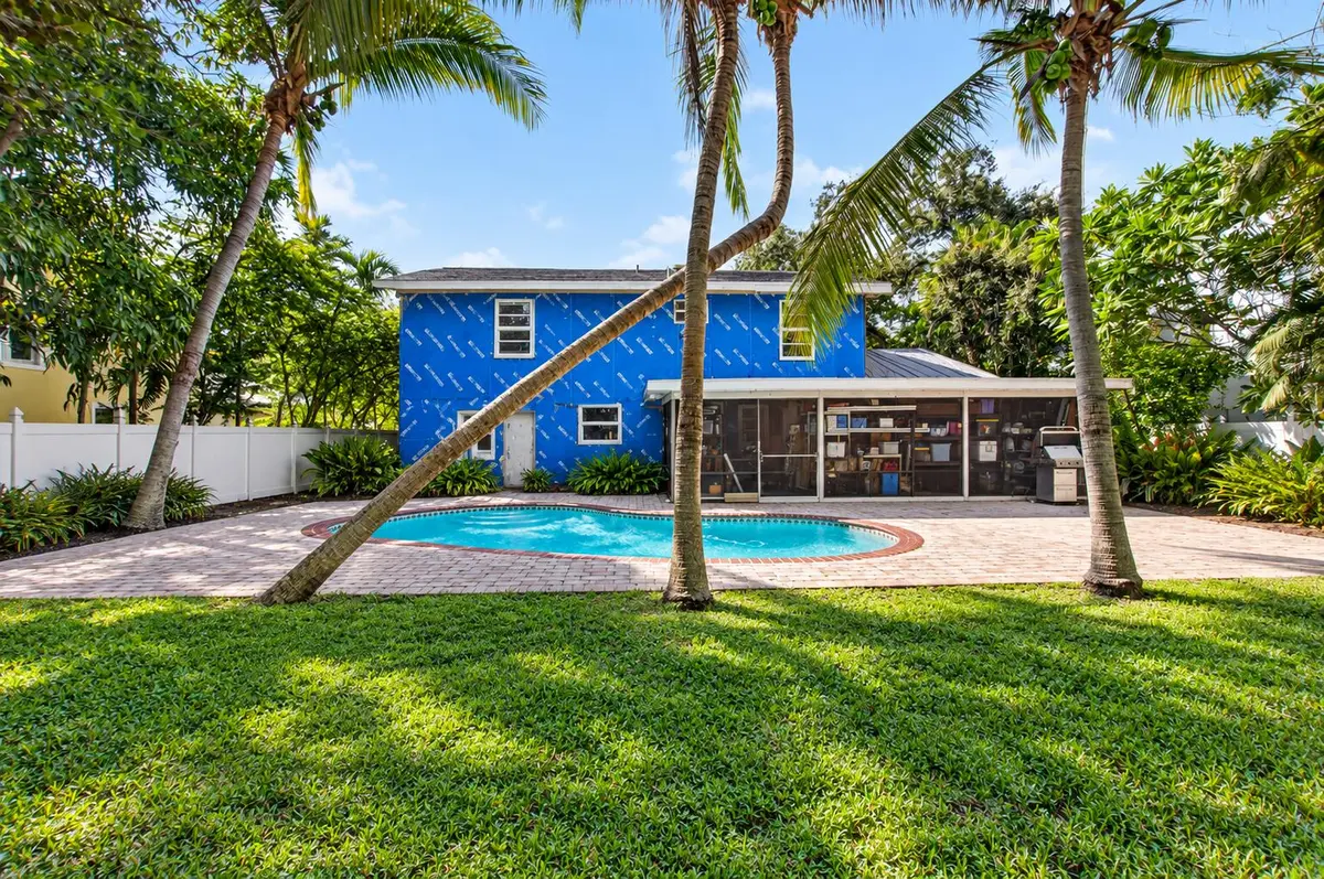 Pool at 1135 SW 20th Street, Boca Raton