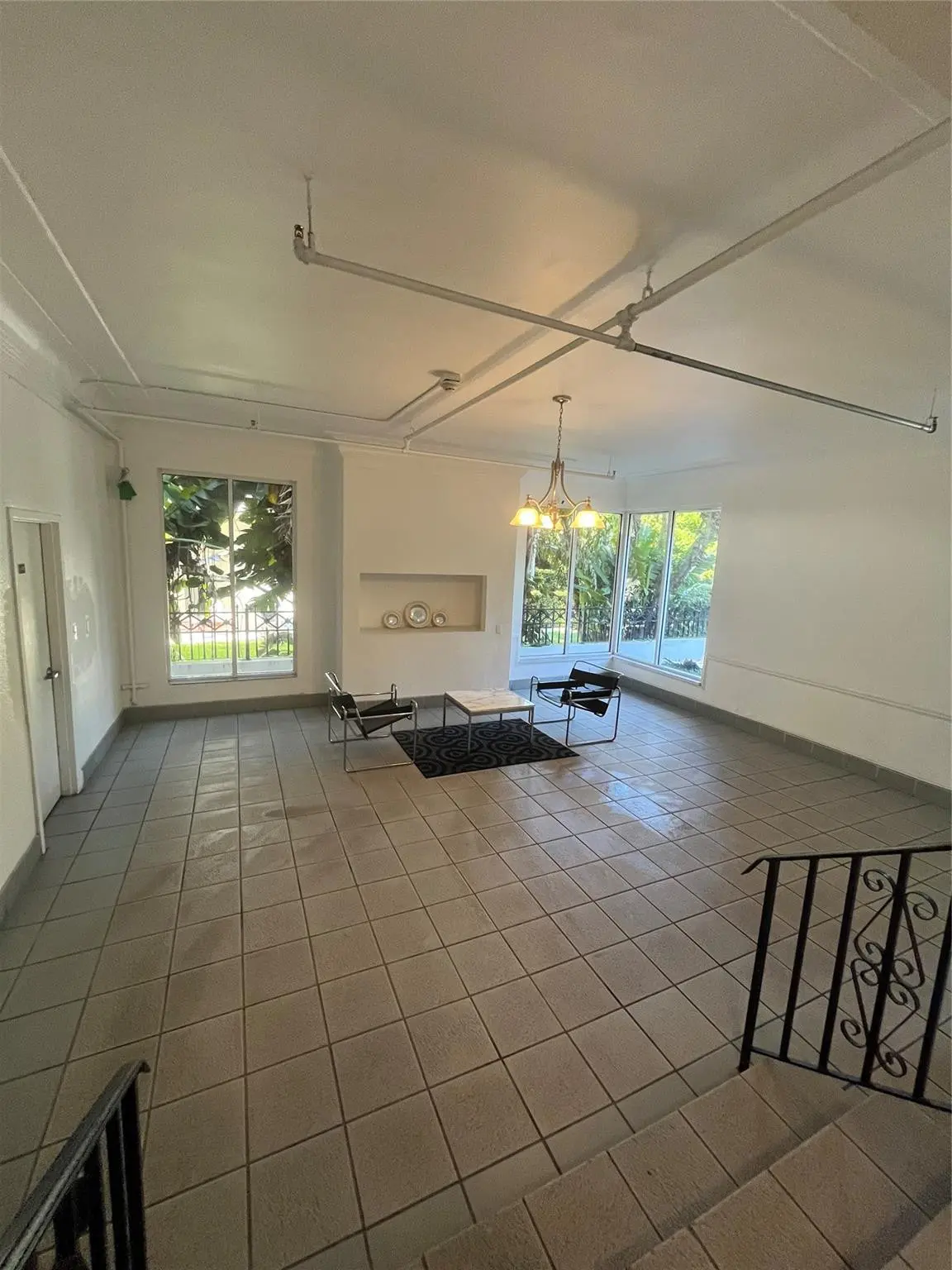Photo 4 at 820 Euclid Avenue 103, Miami Beach
