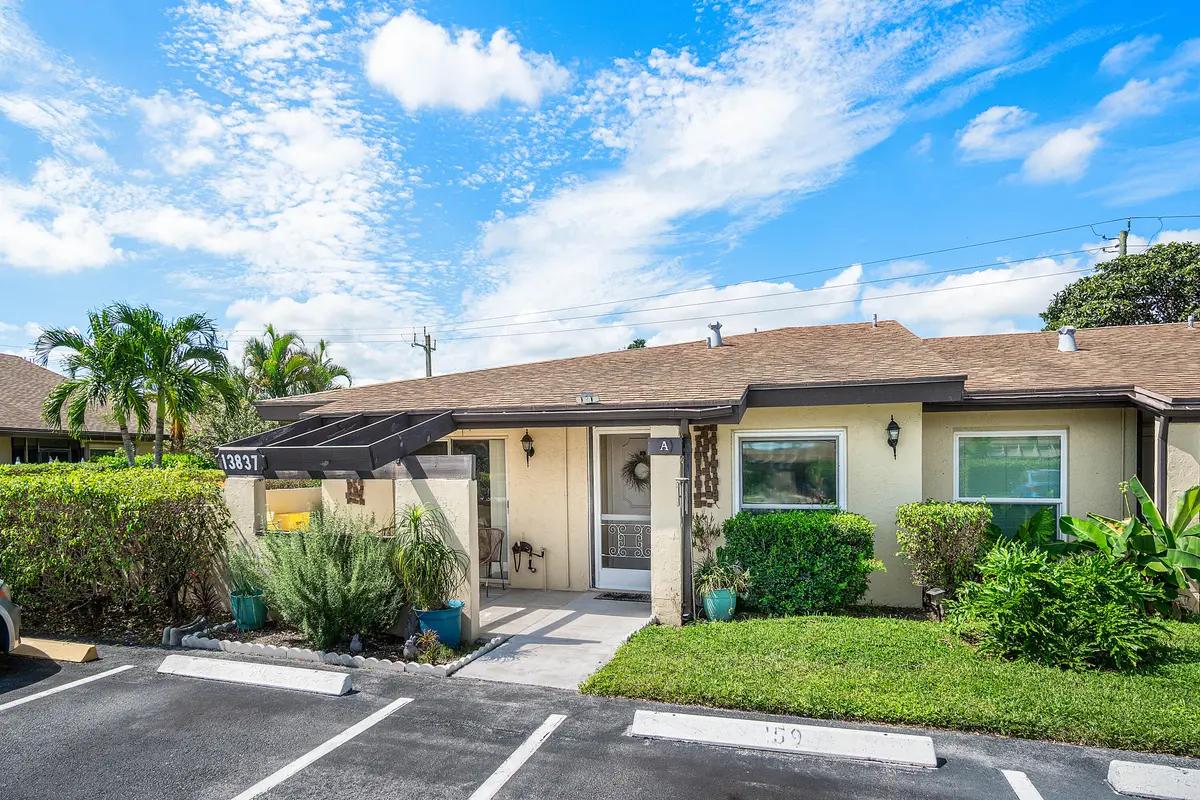 FRONT OF VILLA at 13837 VIA AURORA A, Delray Beach