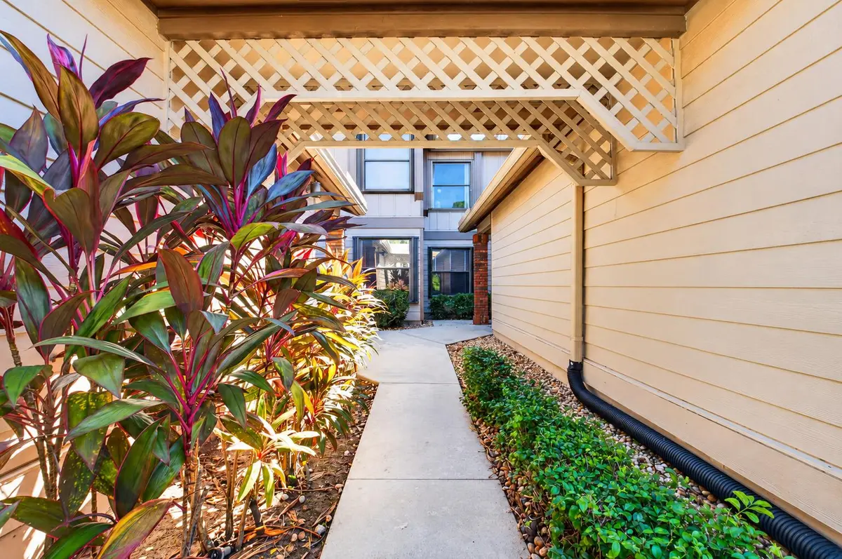 600 crosswinds Dr D1 at 600 Crosswinds Drive D1, Greenacres