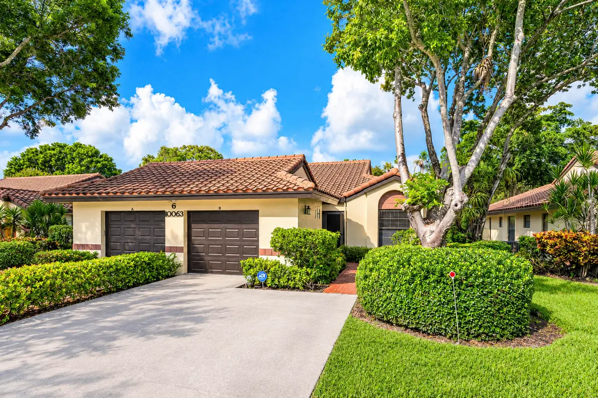 Front view at 10063 Andrea Lane B, Boynton Beach