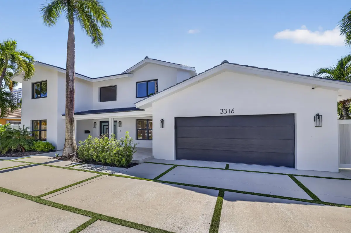 1-web-or-mls-8I8A1773 at 3316 NE 37TH Street, Fort Lauderdale