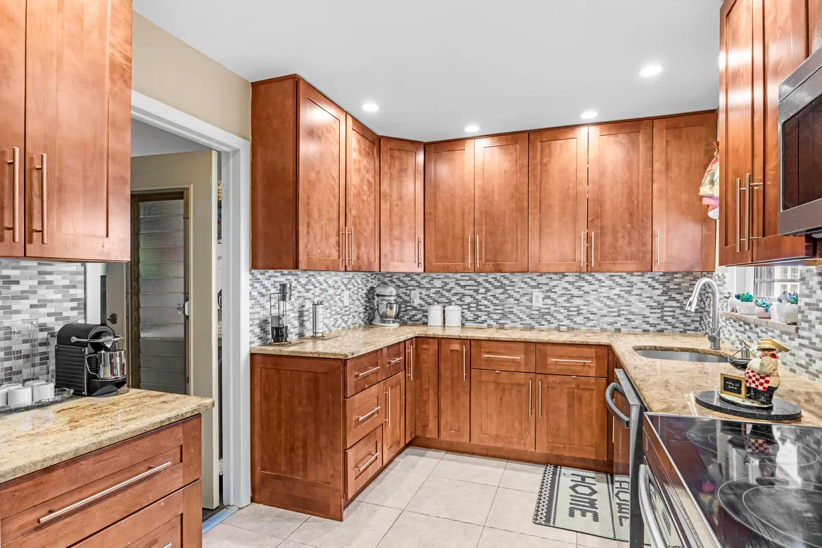 366A6716-29 at 108 LEISUREVILLE Boulevard, Boynton Beach