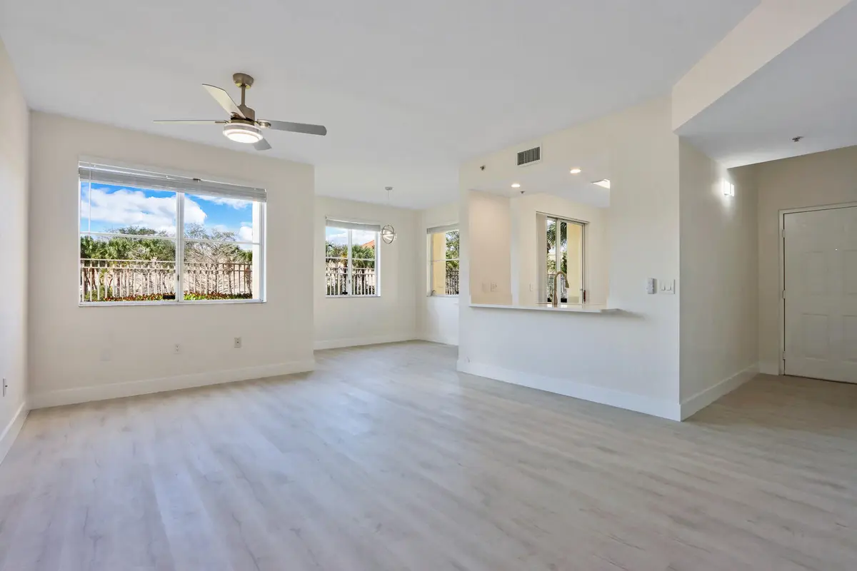 11023-102 LIVING DINING at 11023 LEGACY Lane 102, Palm Beach Gardens