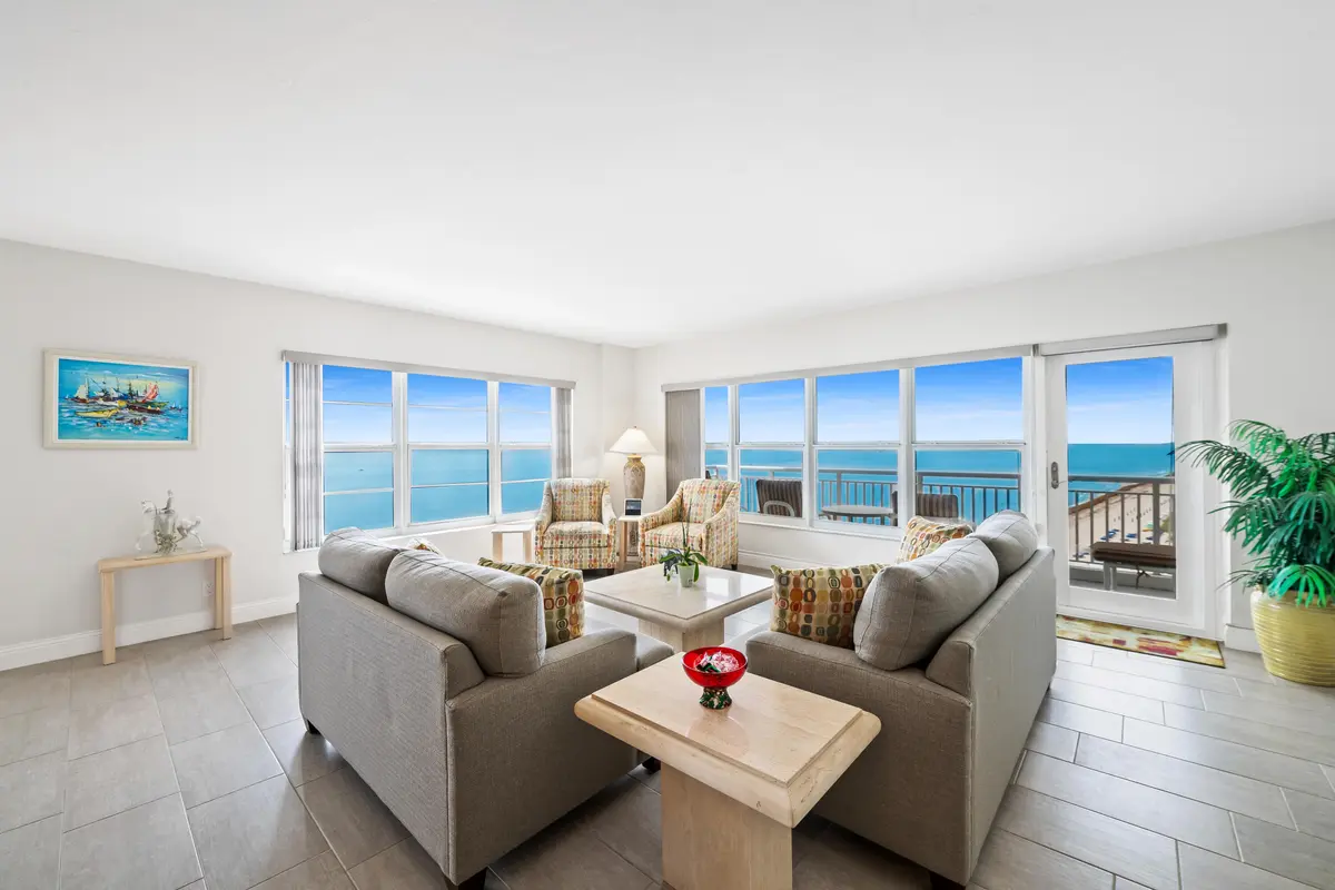 Living room at 3850 GALT OCEAN Drive 901, Fort Lauderdale