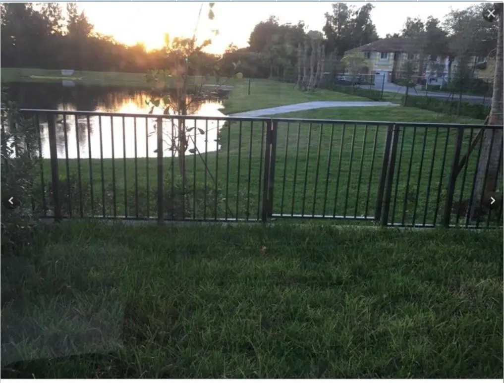 Photo 5 at 4985 Kobus Terrace, Davie