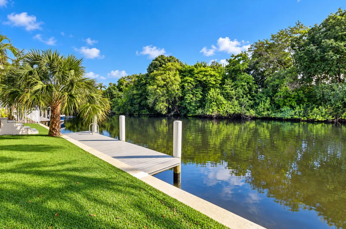 63-web-or-mls-DSC_4444 at 550 SW 6TH Avenue, Boca Raton