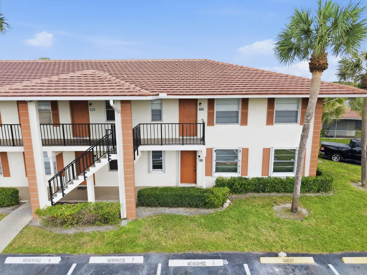 Top Corner Unit at 9939 THREE LAKES Circle 14H, Boca Raton