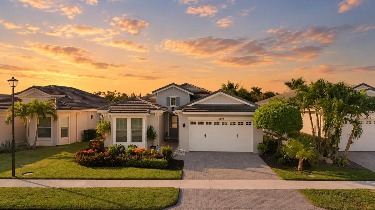Exterior at 15976 Whippoorwill Circle, Westlake
