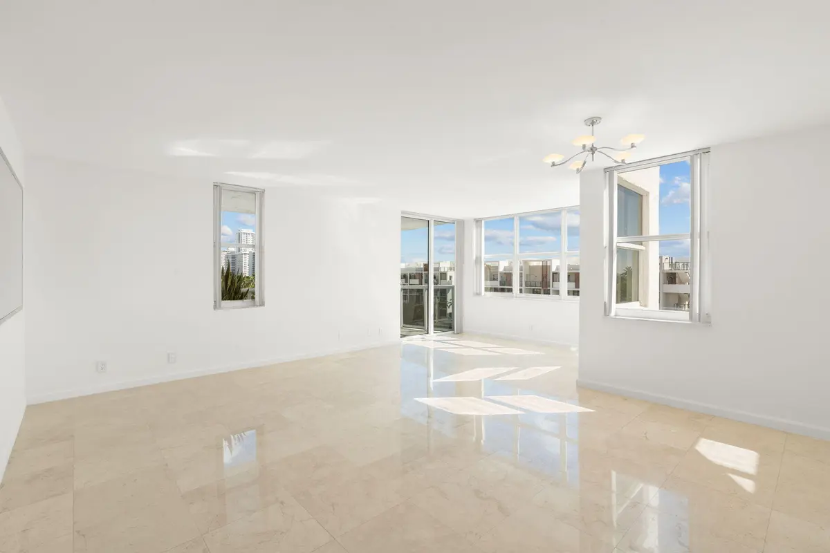 17-web-or-mls-3015 N Ocean Blvd 5F Fort at 3015 N Ocean Boulevard 5F, Fort Lauderdale