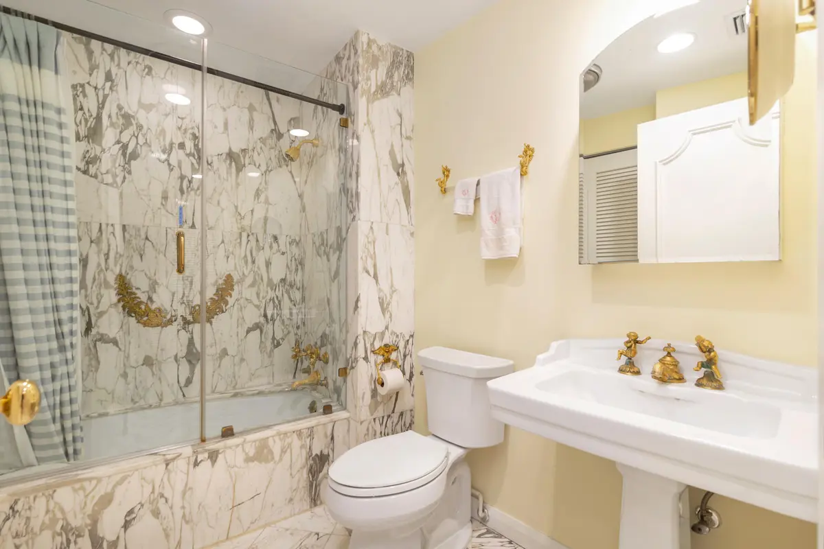 100 Royal Palm Way 4-A at 100 Royal Palm Way 4-A, Palm Beach
