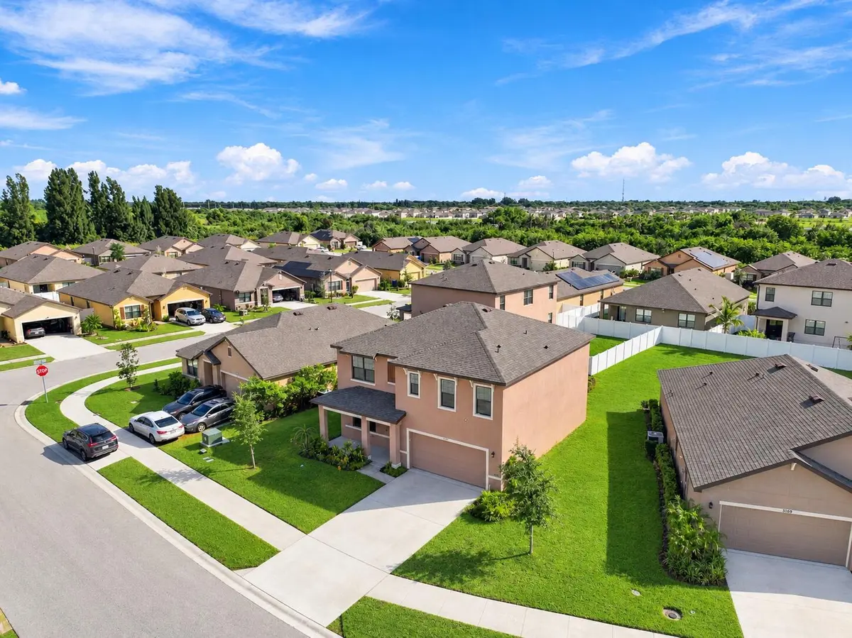 file_00000000b770822f885cfa19d0ea1dbc at 5305 Fantasy Drive, Fort Pierce