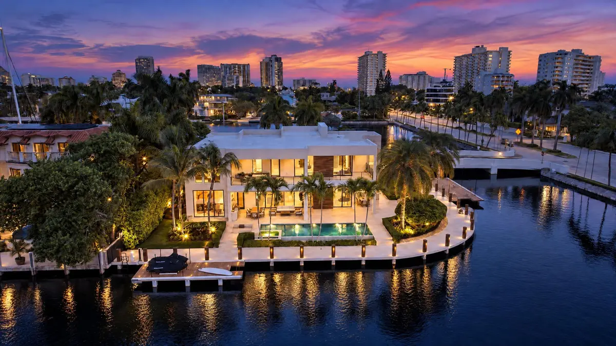 021_DJI_20261005215530_0792_D_twilight at 1 ROYAL PALM Drive, Fort Lauderdale