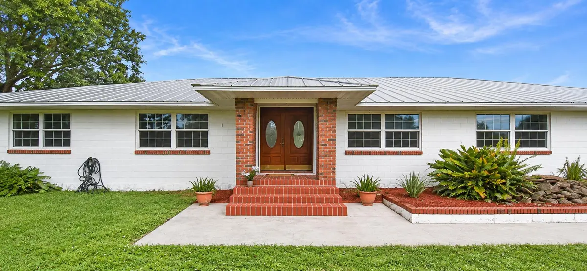 7FD2830D-04F4-416E-8927-155B83196299 at 2050 W BOOTHE Drive, Fort Pierce