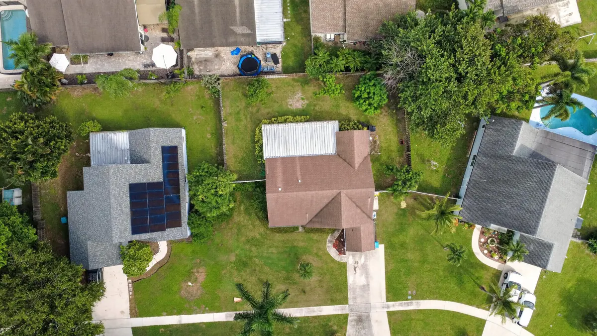 9 CEDAR Circle, Boynton Beach, FL – photo 3