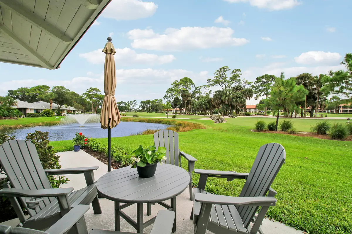 Spectacular Location! at 815 Club Drive, Palm Beach Gardens