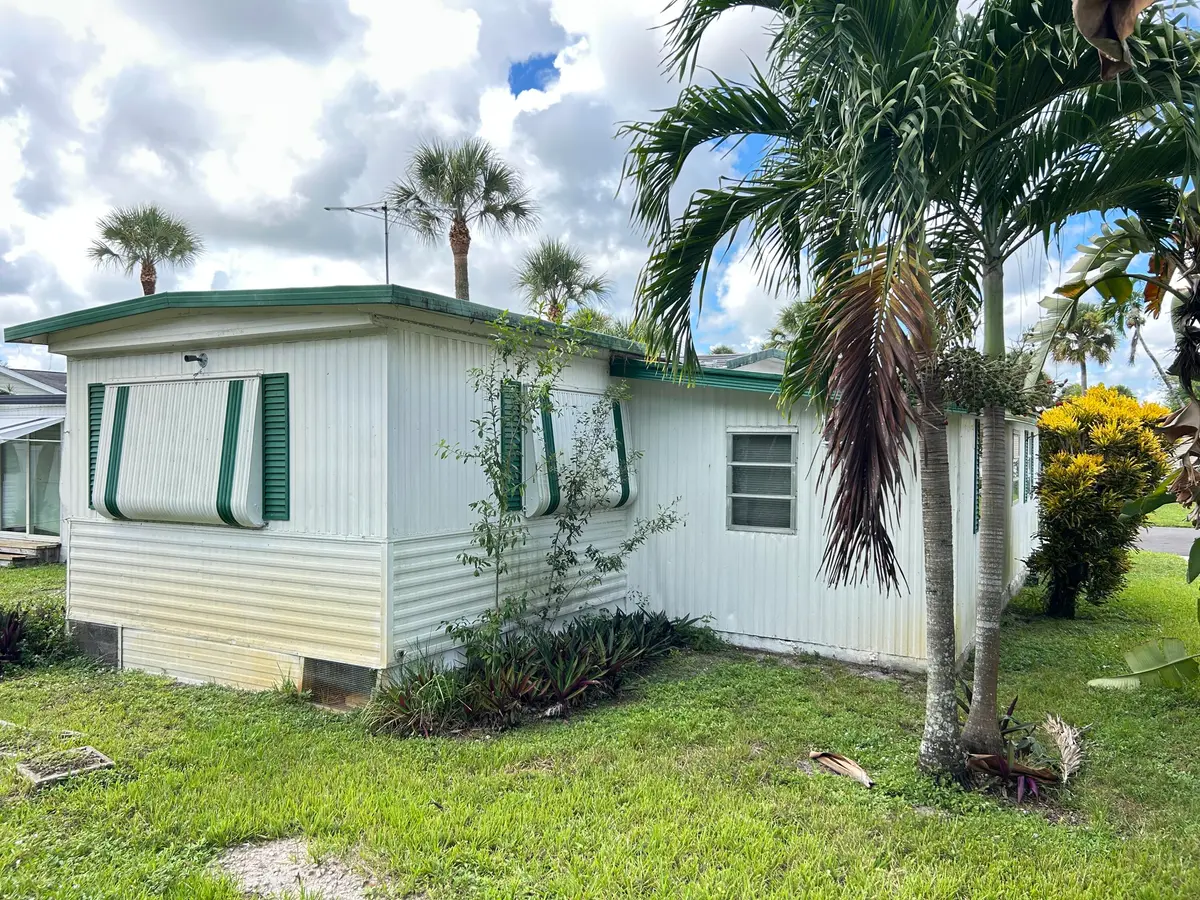 IMG_5053 at 522 HIBISCUS Drive, Deerfield Beach