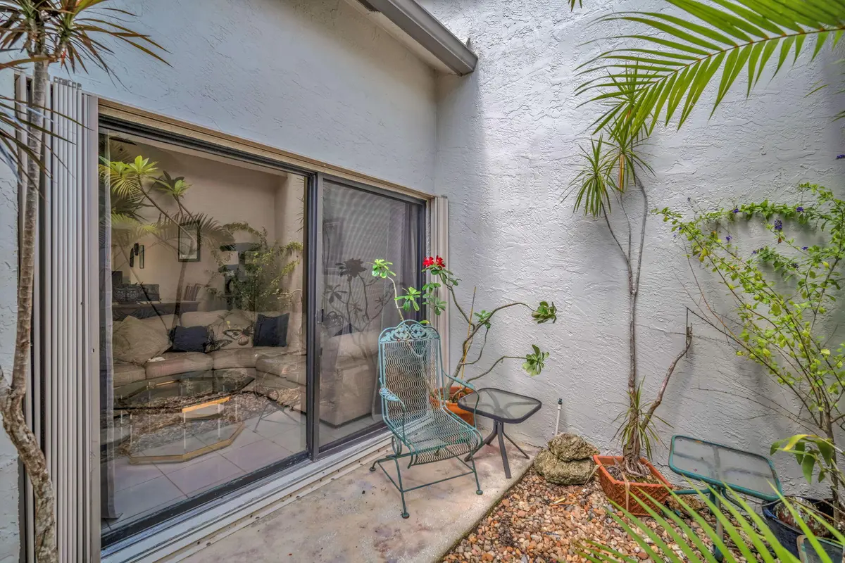 4-web-or-mls-DSC02669 at 1109 LANDINGS Boulevard, Greenacres